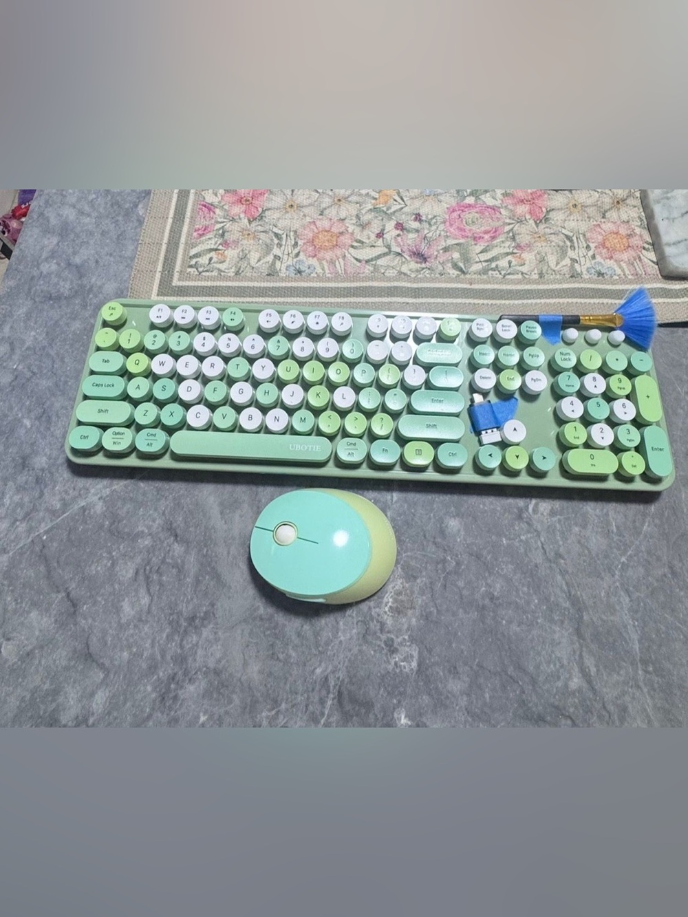 Retro Round-Key Wireless Keyboard and Mouse Set - Mint Green